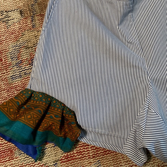 M/L Reworked Flutter Shorts - Picture 2 of 3